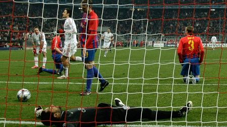 Urmărit de "coșmarul" Carlos:**"Mă deranjează comparația cu un fost portar al Stelei!"