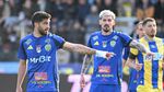 Corvinul a câștigat lupta cu alte două cluburi din SuperLigă pentru atacantul peruvian: „Pe curând!”