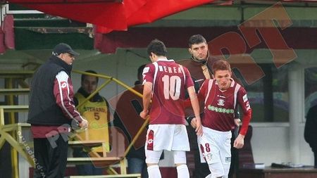 "Noul Ghioane":** "Mi-au tremurat genunchii când am intrat pe teren! Vreau să ajung la BarÃ§a!"