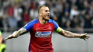 Gigi Becali i-a pus 20.000 de euro pe masă, iar Denis Alibec a dat drumul la petrecere! Cu oferte de la miliardarul FCSB și de la Gică Hagi, chiar înainte de EURO 2024, atacantul se distrează în cluburile de noapte bucureștene până ia decizia finală! VIDEO