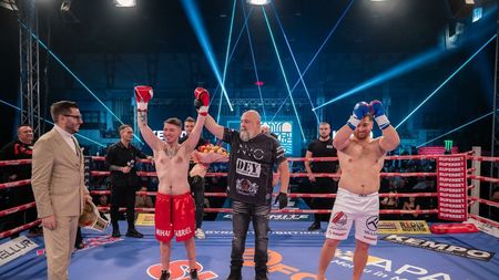 Românul care avea șanse de supraviețuire 0,001 % și-a revenit după ce a stat 6 luni în comă și acum a intrat în ring cu Cătălin Moroșanu!