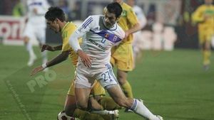 "Vasluienii au stat 50 de minute pe jos! De ce nu ar trage Craiova la titlu?"** Mititelu: "La impresia artistică avem multe puncte"