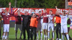 Mihai Iosif, fericit după victoria cu Csikszereda: „Mi-ar plăcea să se termine acum lupta pentru promovare”. Urare specială pentru suporterii Rapidului