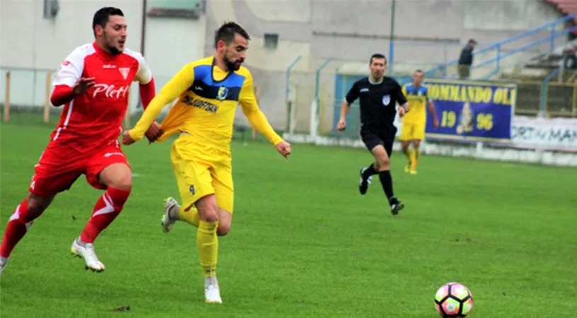 Roșu, debut cu o înfrângere drastică pe banca UTA-ei.** 