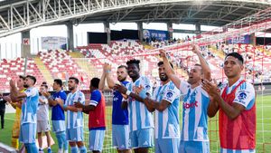Plângere la FIFA și FRF pentru impresarul cu zeci de fotbaliști în Superliga! Cazul va fi dezbătut miercuri în ședința Comitetului Executiv. EXCLUSIV
