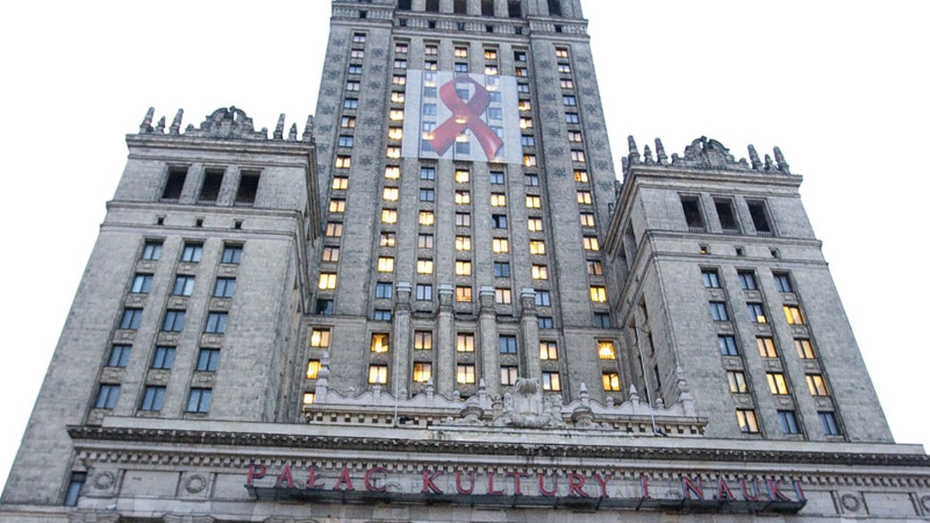 La înălțime!** Grupele de calificare la 2012 se vor stabili în cea mai mare clădire din Polonia!