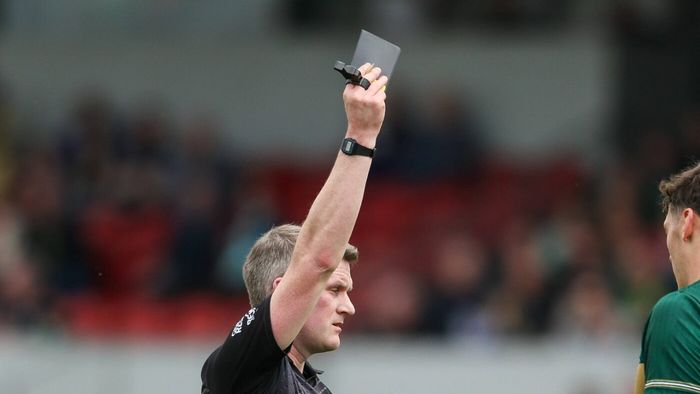 FRF, decizie de ultimă oră: apare CARTONAȘUL NEGRU în fotbalul românesc! Ce este și ce se va întâmpla când va fi acordat!