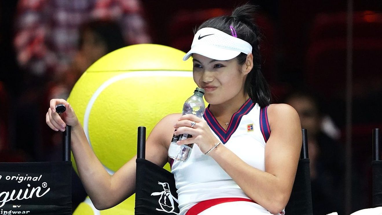 Dezvăluiri incredibile din vestiarul jucătoarelor de tenis: „Emma Răducanu este o persoană enervantă!" Ce conațională a sportivei a afirmat asta