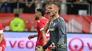 Portarul Golubovic, război cu fanii lui Dinamo București! De ce s-a supărat fotbalistul, după ce s-a accidentat