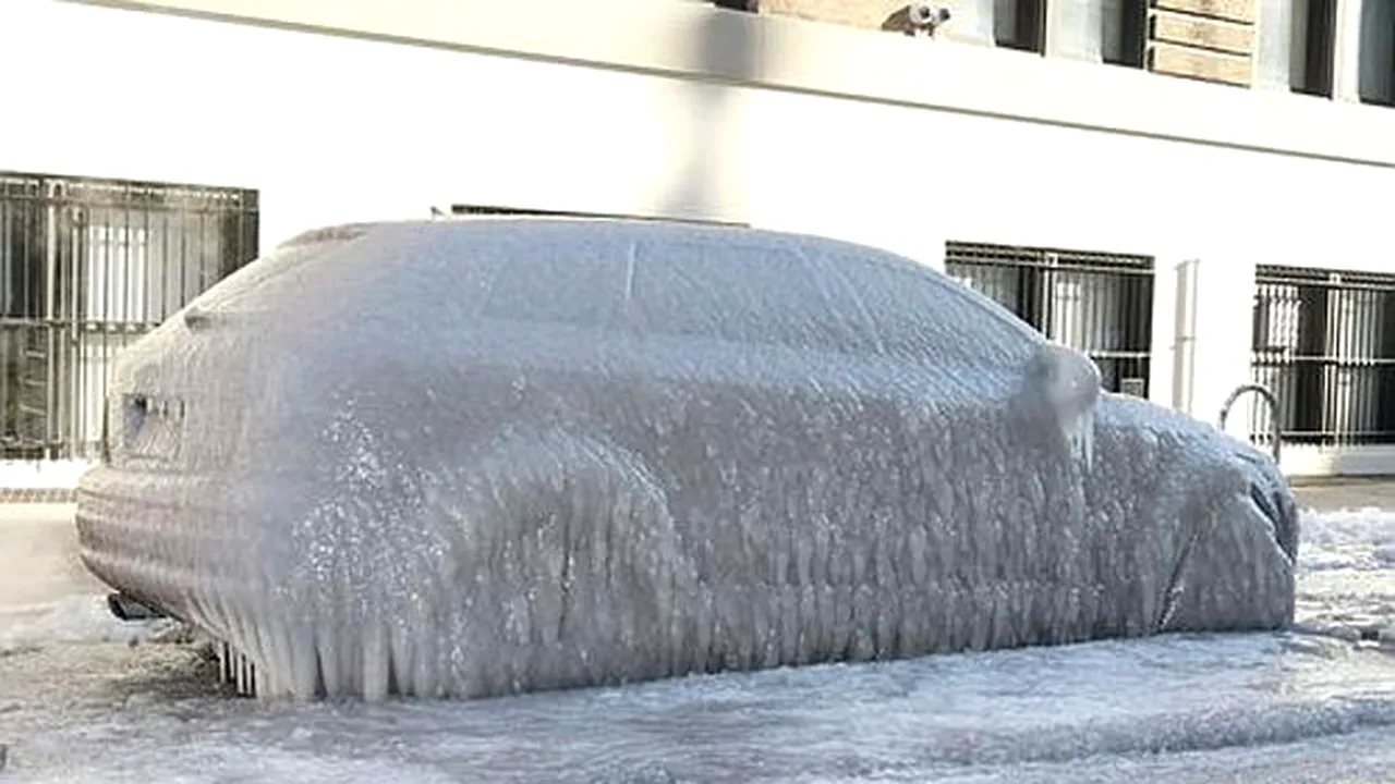 Ai vrut să pleci la serviciu cu mașina, dar nu a pornit din cauza gerului?** Iată ce trebuie să faci pentru a evita situațiile neplăcute