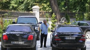 De ce n-a jucat de fapt Fl. Costea cu Dinamo!** Comunicatul OFICIAL al lui Giovani Becali