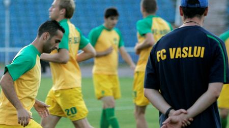 "Moldovan m-a trimis acasă din mijlocul cantonamentului!"