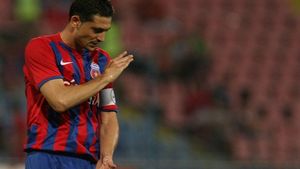 Rădoi: "Mai bine joc printre cămile decât să mă întorc printre gloabe!"