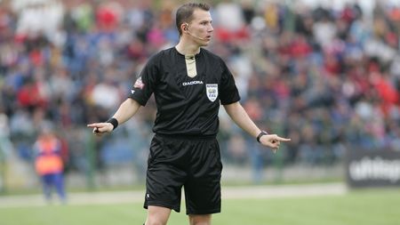 Derby-ul Rapid - CFR Cluj, arbitrat de Bogaciu