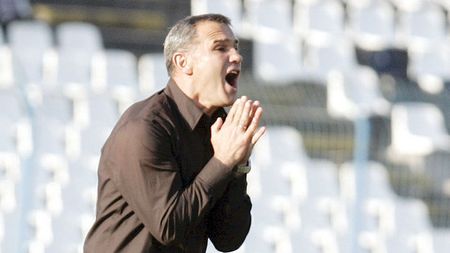 "Mi-am reziliat contractul, voi fi secundul lui Dorinel!"** Munteanu adună haita: încă un fost 'câine' vine să pună umărul la ridicarea noii echipe