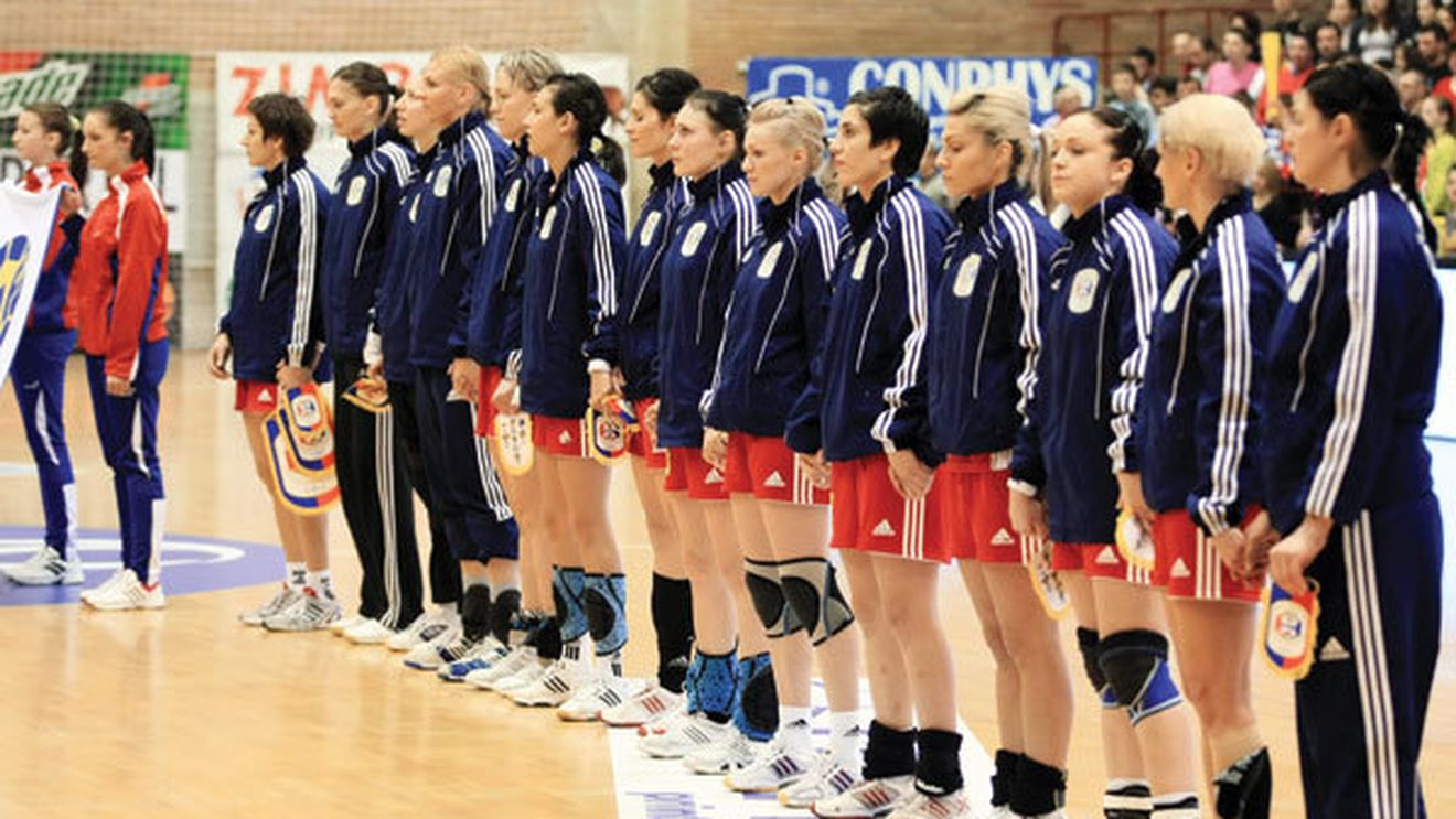 Combinatul Oltchim se privatizează,** ce se întâmplă cu echipa?