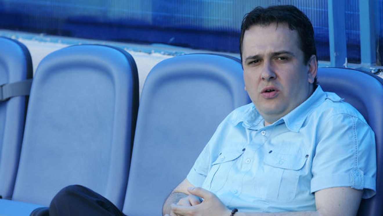 Craiova spune că olandezii de la Vitesse sunt lipsiți de profesionalism:** "Dnepr a vorbit direct cu clubul, ei nu"