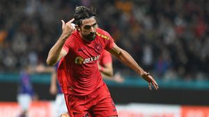 Anunț oficial al Rapidului despre transferul lui Andrea Compagno de la FCSB! Daniel Niculae, prima reacție despre aducerea italianului de la Gigi Becali