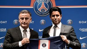 PSG l-a prezentat oficial pe Christophe Galtier! Tehnicianul este entuziasmat și anunță: „Nu există o echipă mai potrivită pentru a câștiga trofee!”