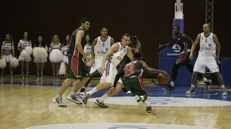 CSU Ploiești adună victorii prin Europa. Ultima ispravă, în Bosnia, 84-77 cu Igokea