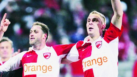 Pulhac, Moți și Curcă au petrecut cu tutun și alcool!** Dinu: "Noi făceam mese după 25 de selecții la națională!"