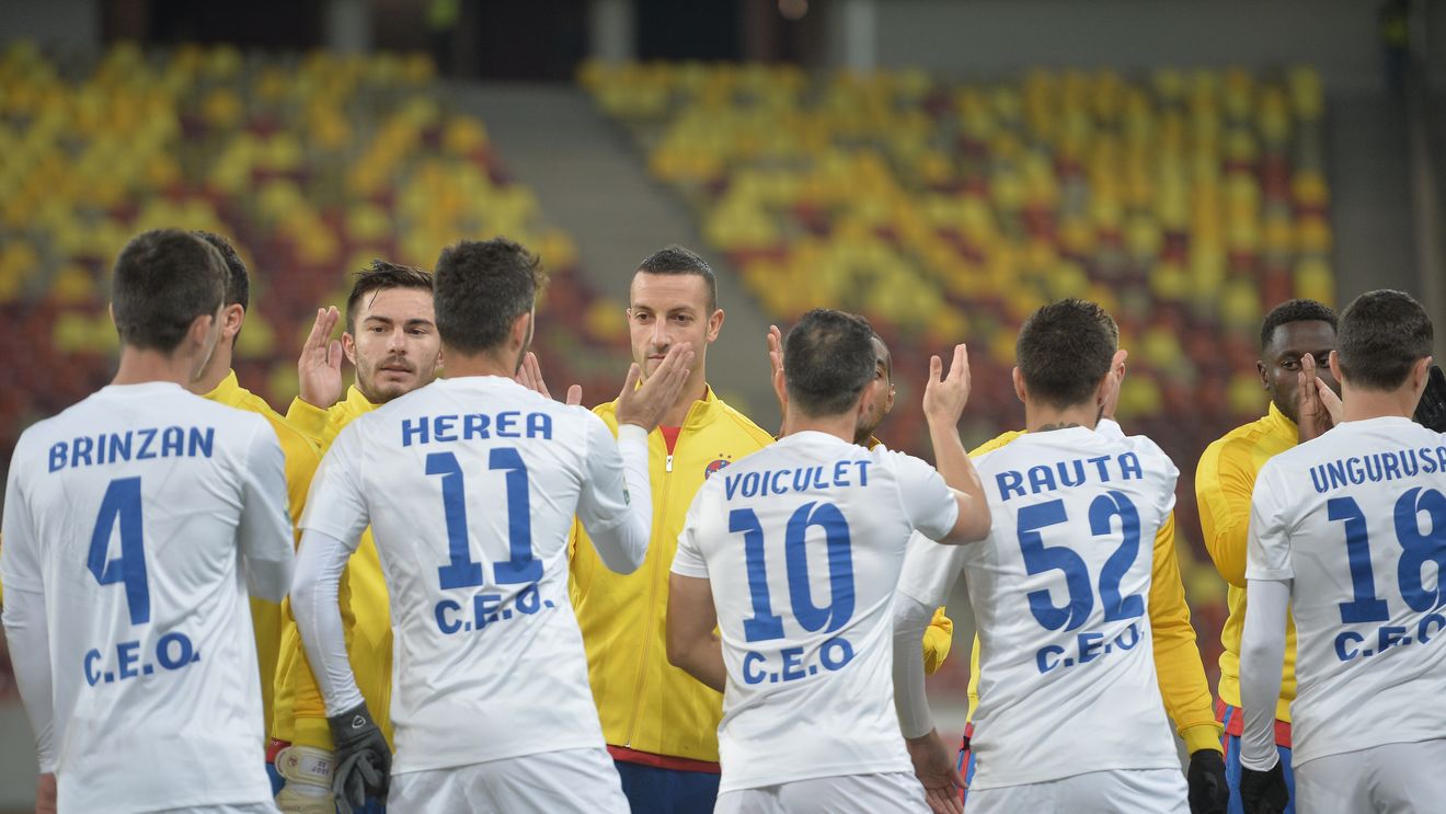 Gheața de pe teren a făcut victime la Pandurii! Fotbaliștii nu au mai ieșit de la vestiare. Condescu: "Erau movile pe gazon. Am vorbit cu Avram și nu a vrut să amâne meciul"