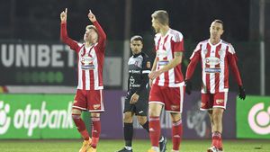 Claudiu Petrila îi dă peste nas lui Dan Petrescu! A marcat un gol superb pentru Sepsi chiar de ziua lui | VIDEO