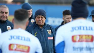 Vizită surpriză pentru jucătorii naționalei României înaintea meciului cu Bosnia: „Moruțan arată foarte bine!”. Pe cine a chemat Mircea Lucescu la Mogoșoaia: „M-am dus cu mare plăcere!”. EXCLUSIV