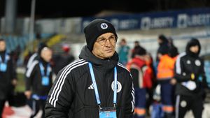 Anunț șoc în Superliga: Ioan Ovidiu Sabău vrea să plece de la U Cluj! Mesajul neașteptat al antrenorului: „Nu vreau să semnez! Nu șantajez pe nimeni”