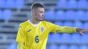 Ovidiu Perianu, înțepături către Toni Petrea după debutul la FC Botoșani: „Aici mi se dă încredere!” Mijlocașul va fi alături de FCSB la derby-ul cu Rapid