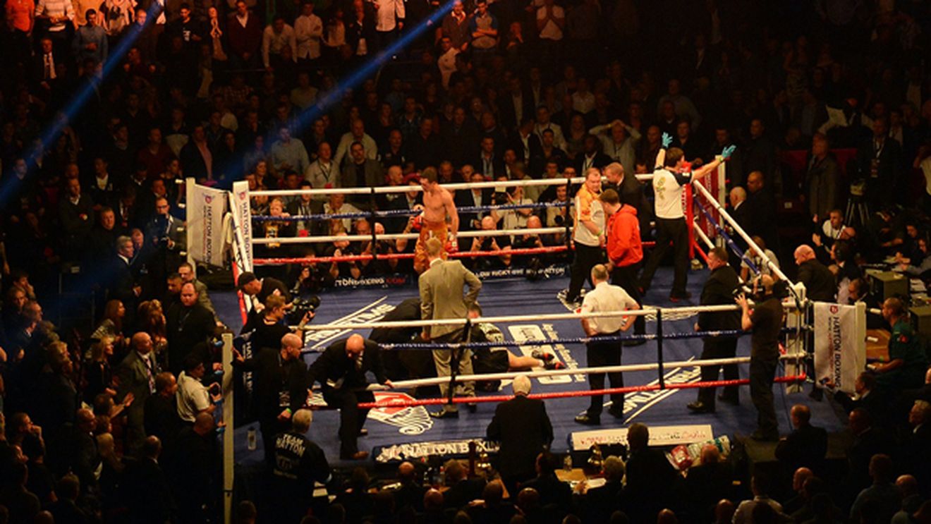 Tupeu incredibil!** VIDEO Cum a urcat Sencenko în ring, înainte să-l nimicească pe Hatton! Bute era linșat dacă făcea așa ceva acasă la Froch: