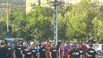 Imagini impresionante. Mii de ultrași sunt la meciul României și protestează împotriva abuzurilor