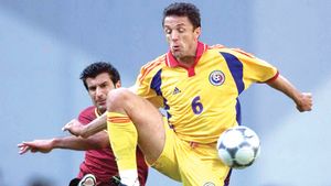 Șefii Barcelonei, SMS către Gică Popescu: "Conținutul m-a cutremurat. Figo și Ronaldo sunt șocați"