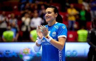 Cristina Neagu, cea mai bună handbalistă a României, se retrage din handbal. Mulțumim, Cristina!