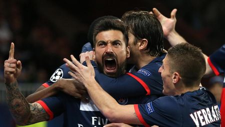 Nici PSG nu le mai rezistă chinezilor! Câți bani încasează francezii pentru o rezervă care ar fi plecat GRATIS în vară