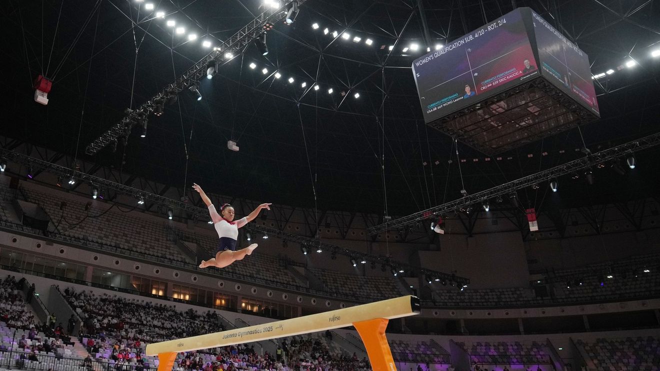 Gimnastele din SUA, fără vedetele Simone Biles și Jordan Chiles, început chinuit la Campionatele Mondiale de la Jakarta