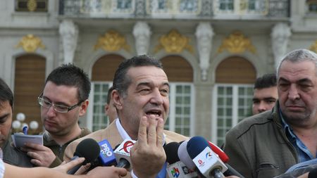 Impresarul lui Dorinel nu s-a înțeles cu Becali! Negocierile se reiau mâine!