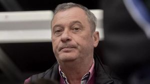 Mircea Rednic, gata să vină la naționala României: „Ce să fac, să mă propun singur? Să ne pregătim pentru baraj!”