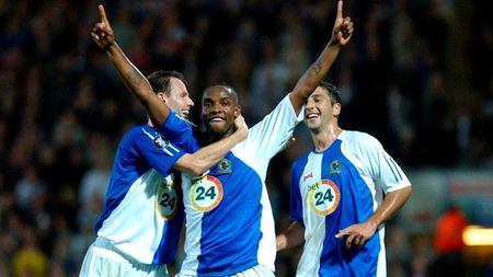 Galata îl vrea pe Benni McCarthy