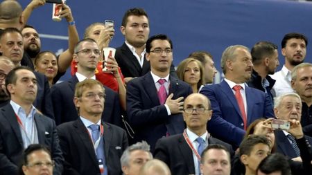 Culisele numirii selecționerului României: „El e autorul. Conduce din umbră fotbalul românesc” | VIDEO EXCLUSIV ProSport Live