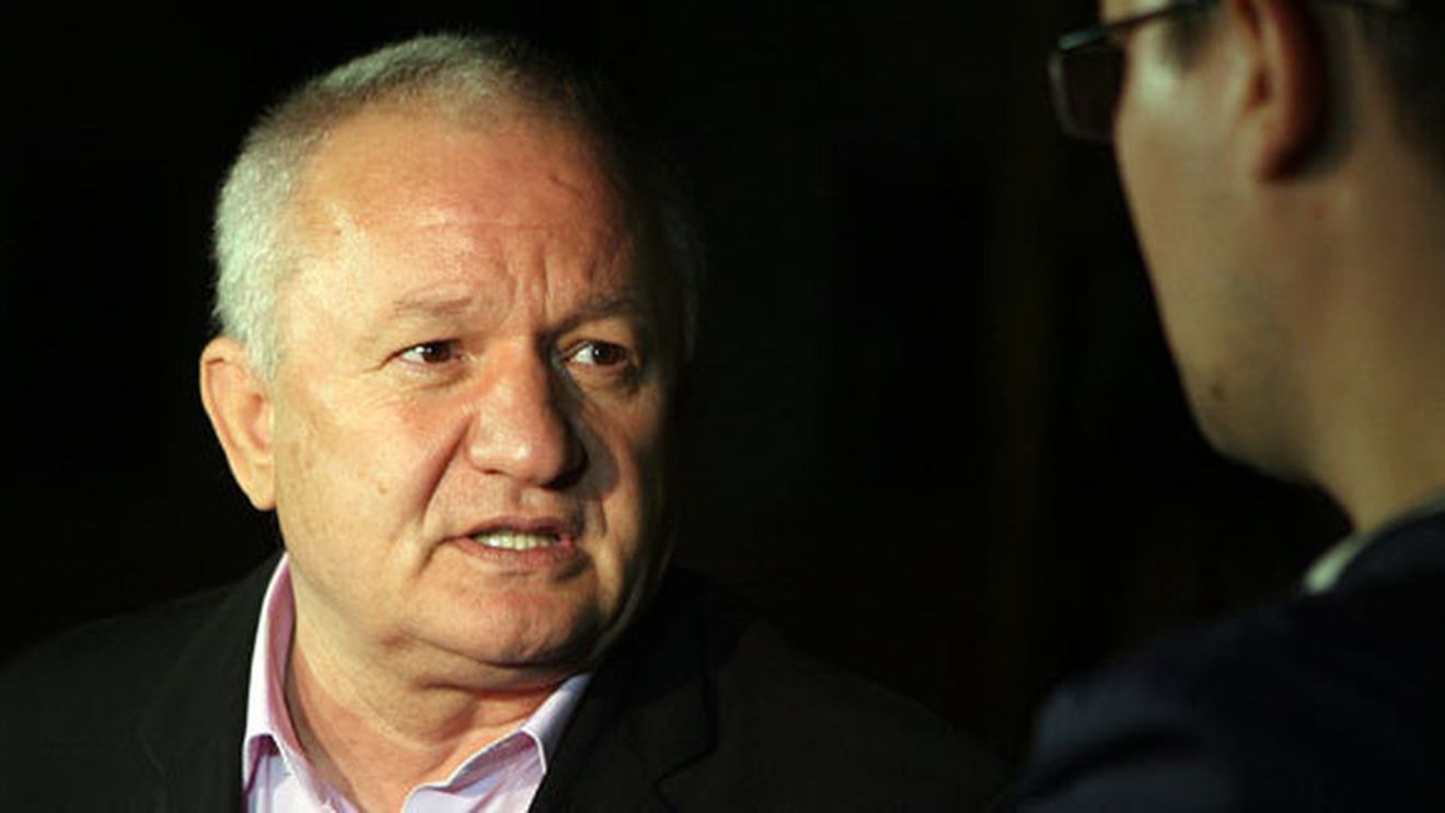 Porumboiu: "5 inși care au fost la CFR au vorbit despre blaturi!"** Ce au dezvăluit aceștia? "Acolo, ești doar o marionetă! Nu știi dacă ai câștigat corect sau nu"