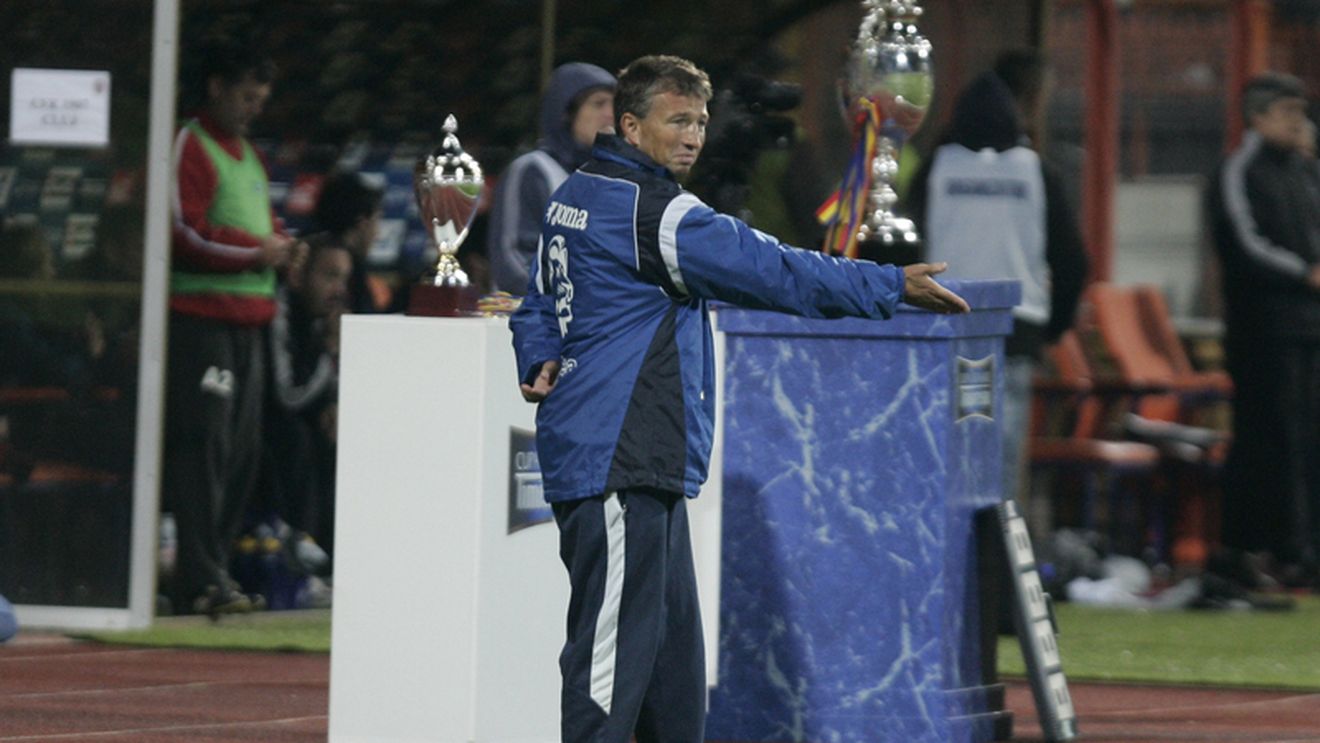 Petrescu: "E la modă să transferi străini"