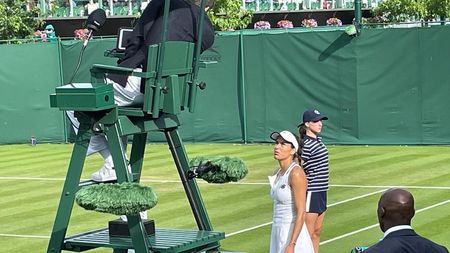 Sorana Cîrstea, scandal monstru în timpul meciului de la Wimbledon: „Nu știu cine e, comentează la fiecare punct!”