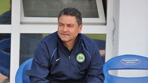 Nemulțumit de condițiile lui Sasic, Porumboiu s-a reorientat spre Ilie Stan! Reacția lui "Iliesta": "Merg la Vaslui"