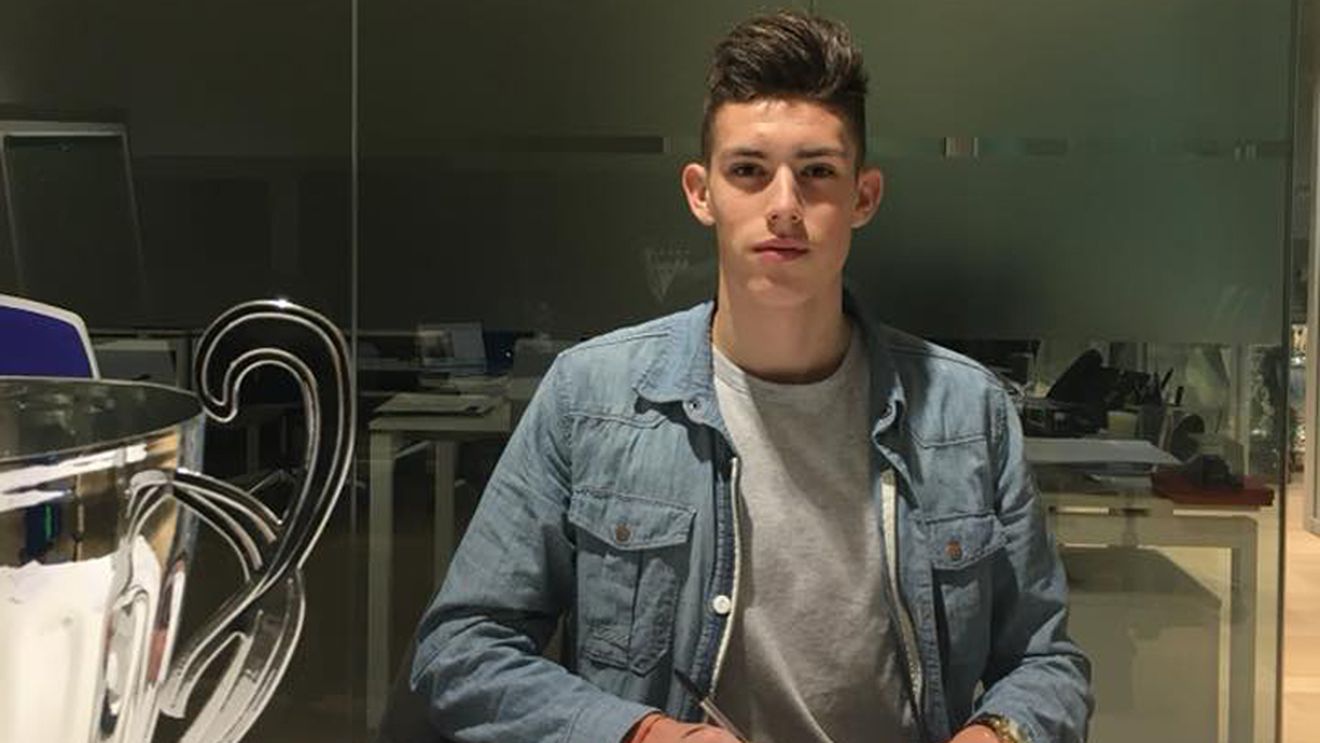 Încă un român în Serie A! FOTO | A prins transferul carierei la 16 ani: "Sper să vă fac mândri pe toți"