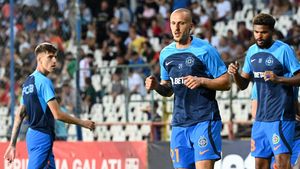 E scandal la FCSB. Gigi Becali a recunoscut că un fotbalist filmează ce i se întâmplă în club: „A zis că ne dă la FIFA”