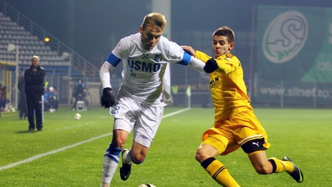 "Obiectivul lui Maxim este să rămână în vizorul selecționerului"** Ce spune impresarul jucătorul despre mutarea la Steaua