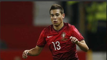 OFICIAL | Borussia Dortmund a anunțat al șaselea transfer al verii! 12 milioane de euro pentru fundașul stânga al Portugaliei