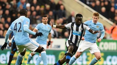 Fotbalul mondial, lovit de o nouă tragedie! Cheick Tiote a murit la 30 de ani, după ce s-a prăbușit în timpul unui antrenament. VIDEO | Golul cu care mijlocașul ivorian a rămas în istoria Premier League