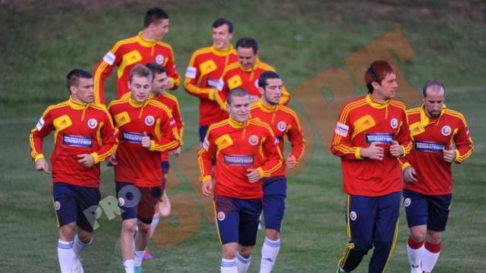 FOTO** "Tricolorii" au început pregătirile pentru meciul cu Turcia!** Steliștii s-au antrenat separat, iar Torje nu s-a alăturat încă lotului
